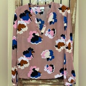 A New Day long sleeve vneck blouse